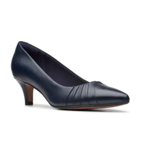 Clarks Linvale Crown 2 colours, black in wide â Tanda Shoes