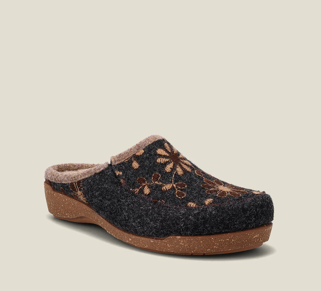 Taos Woolderness Slipper